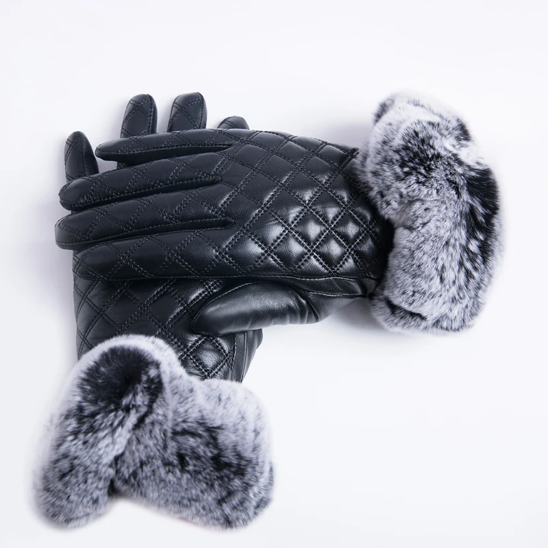 MARITHE★韓国大人気 CLASSIC LOGO MUFFLER & GLOVE GIFT PACK MARITHE】CLASSIC LOGO MUFFLER & GLOVE GIFT PACK☆韓国人気