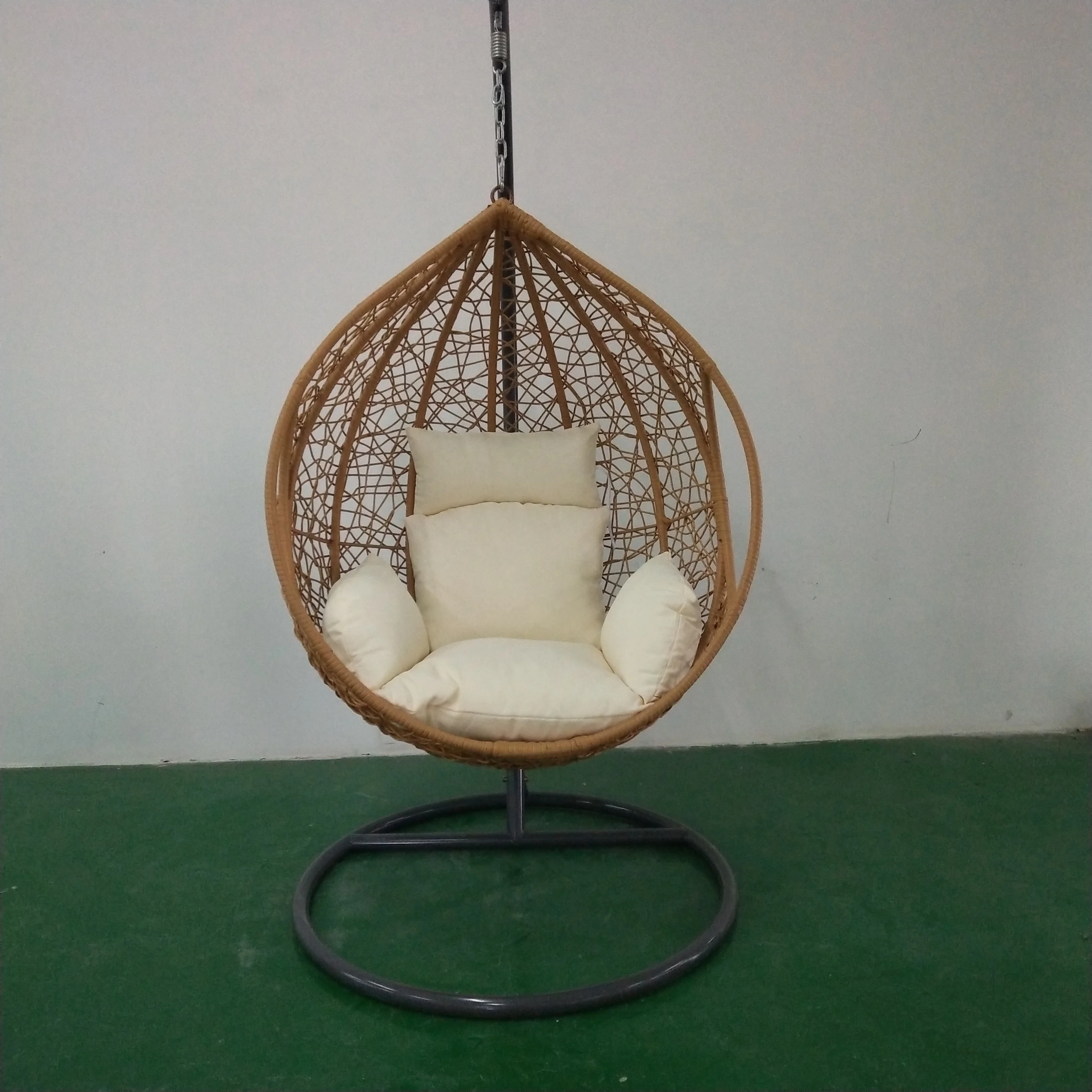 Hot Sale Hanging Indoor Swing Chair with Colorful Rattan Egg Shaped Patio Chair