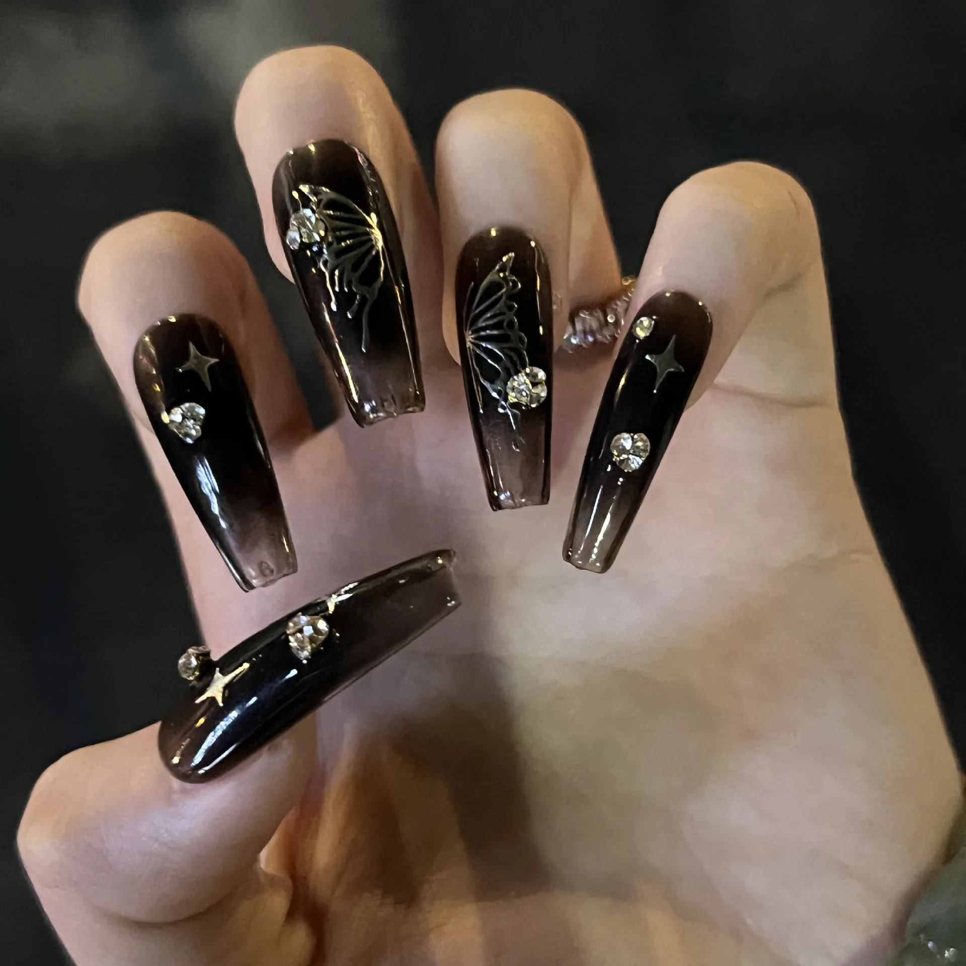 Coffin Black Nails 2025: Bold & Timeless