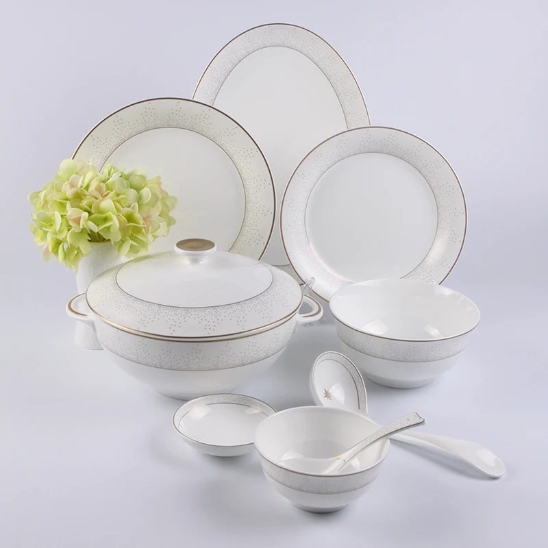 Buy M07022 Luxury Fine Porcelain Royal Dinnerware,porcelain / Ceramic  Golden Rim Dinner Set,exquisite Tableware from Shenzhen Excellence  Industrial Development Co., Ltd., China