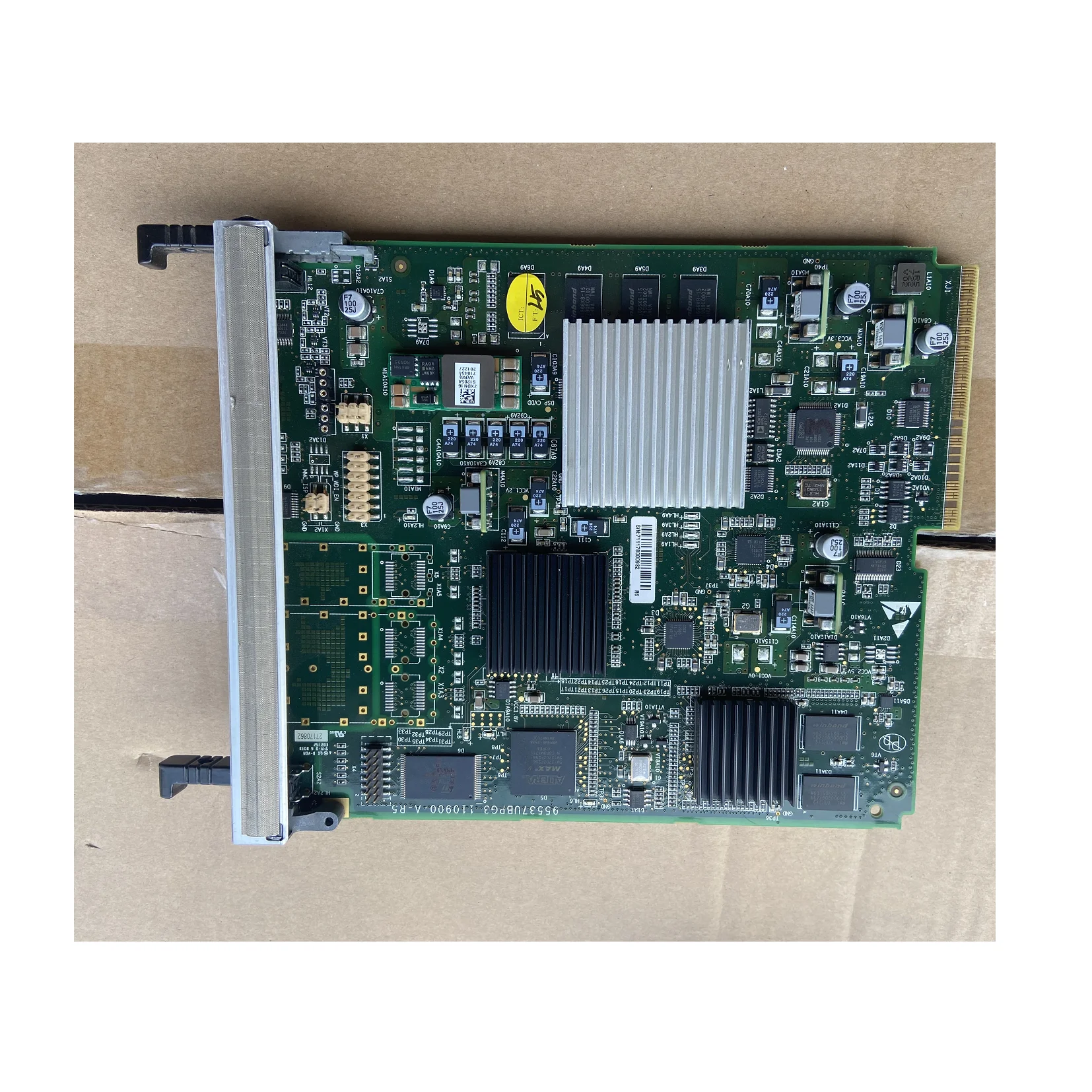 ボーダー ZTE ZXSDR BBU 8200 B8200 UBPG3 - High Performance Baseband