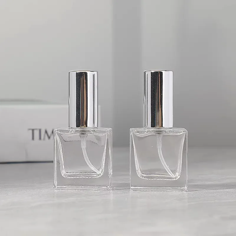 In Stock square Flat Empty clear Glass Spray Bottle Wood Cap Refillable Fine Mist Spray Perfume Bottle 10ml Luxury