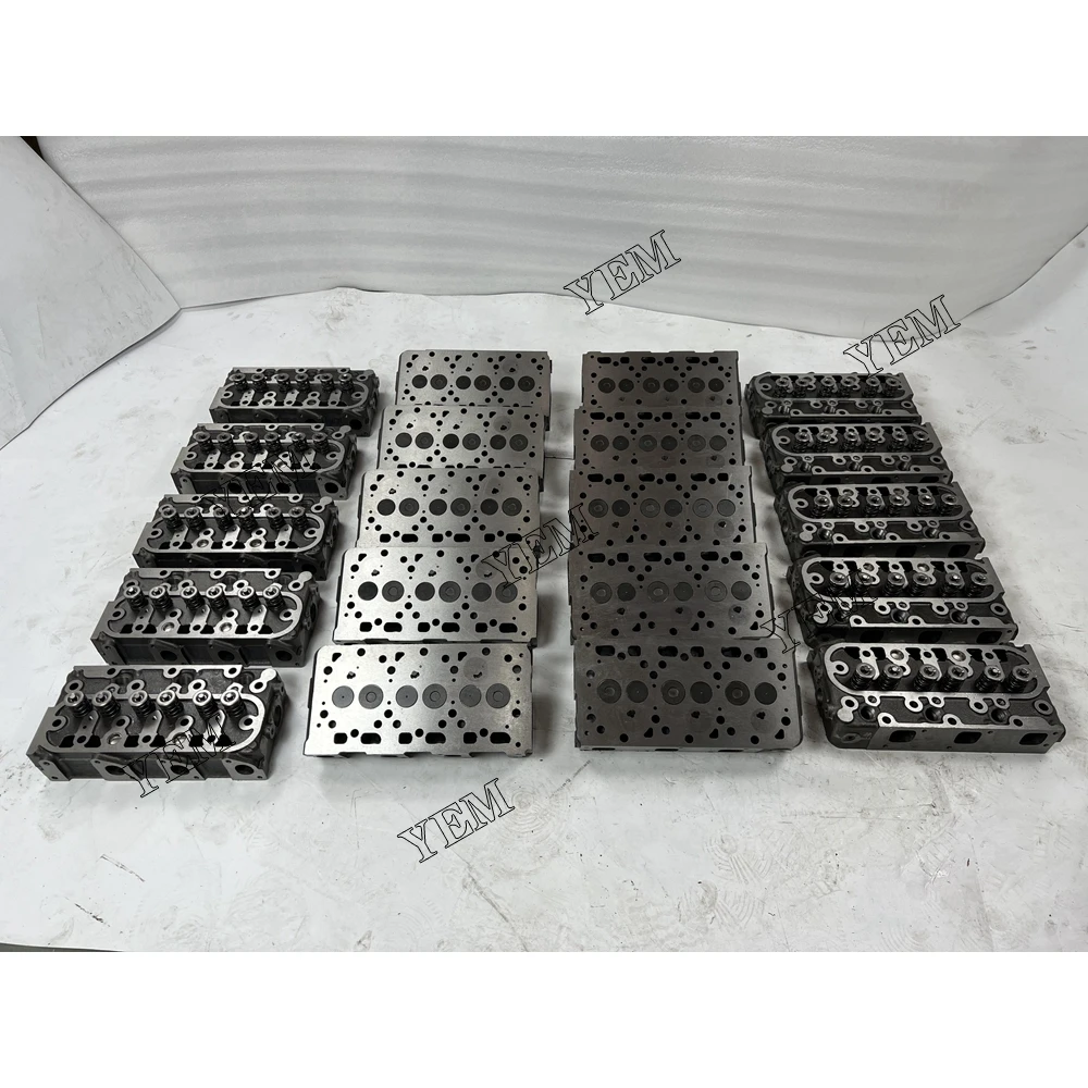 Diesel Engine D1105 Cylinder Head Assembly for Kubota Cylinder Head Assembly 3