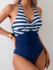 Azul marino y blanco