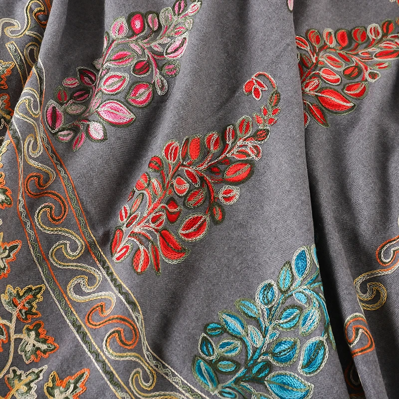 Chal pashmina de cachemir para mujer con bordado y borlas_voghion.com