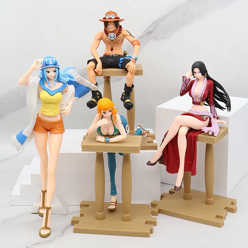 新デザイン4スタイルPVC漫画玩具人気ワンピースフィギュアセット