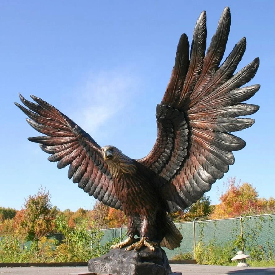 Escultura De Metal De Águila Voladora Gigante,Decoración Exterior De  Jardín,En Venta - Buy Al Aire Libre Grande De Metal Águila Estatua,Águila  Estatua,Águila Volando Estatuas Product on 