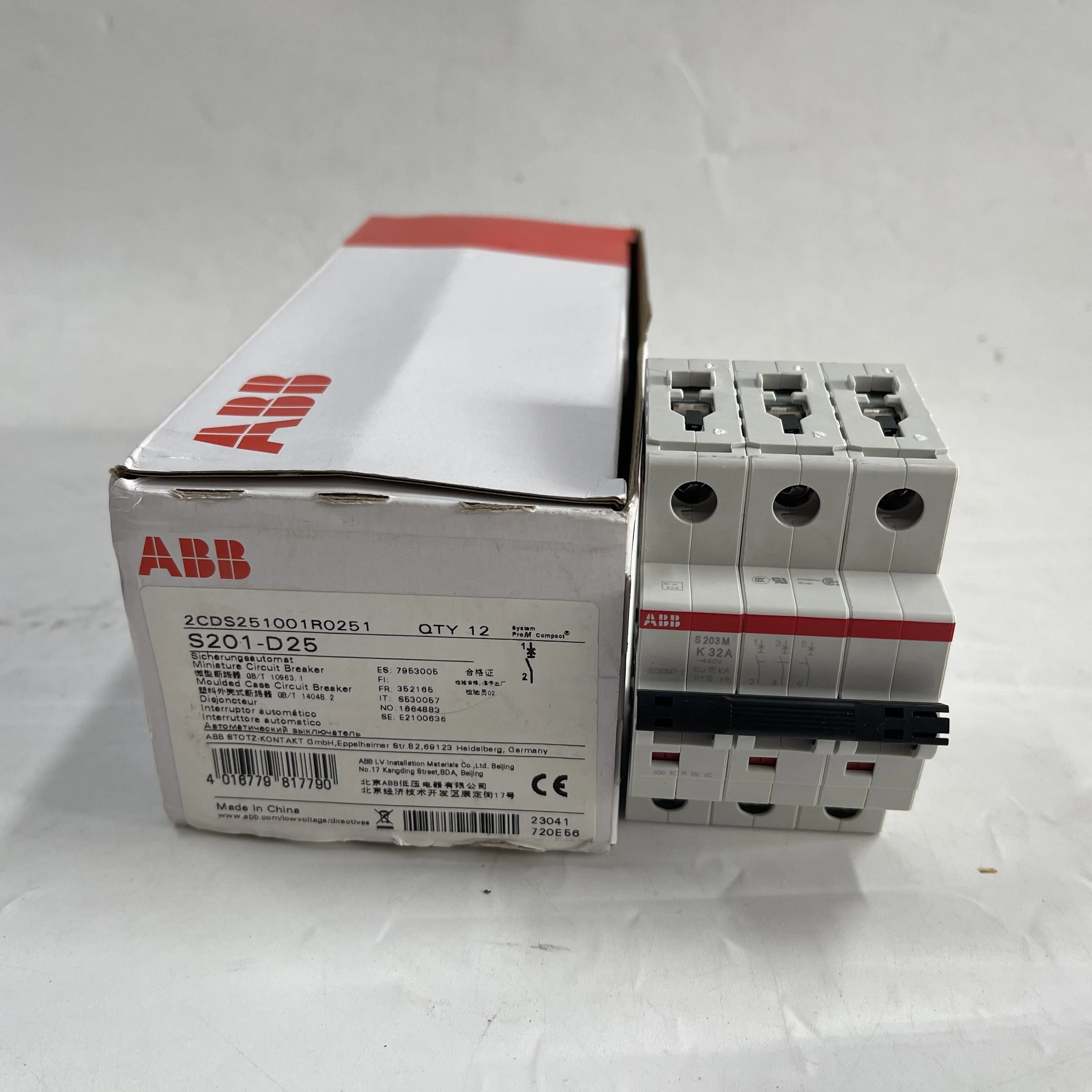ABB Miniature Circuit Breaker S201-D25 2CDS251001R0251 ABB Miniature Circuit Breaker S201-D25 2CDS251001R0251