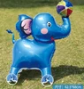 Elefante blu con palla