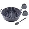 1 divider pot+1 oil brush+2 oven mitts
