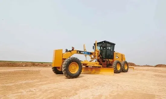 Лидер продаж дорожная техника мини-автогрейдер Sem917 с простым