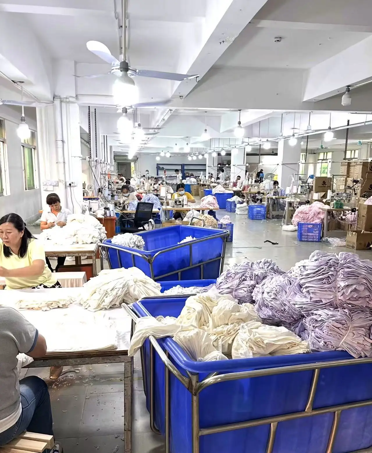 Guangzhou Autumn Chant Trading Co., Ltd.