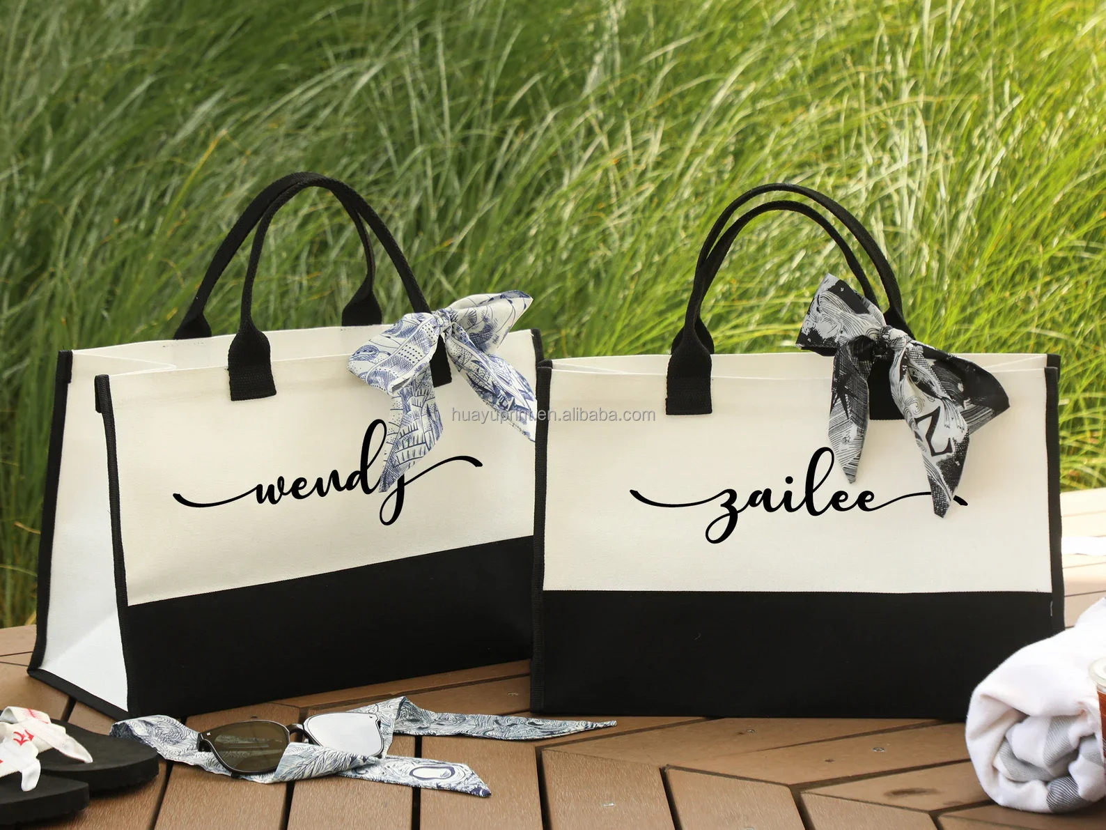 Red Christmas Decorations Gifts Canvas Multi-Colorful Shoulder Tote Bag High Aesthetic Value Waterproof Storage Travel details