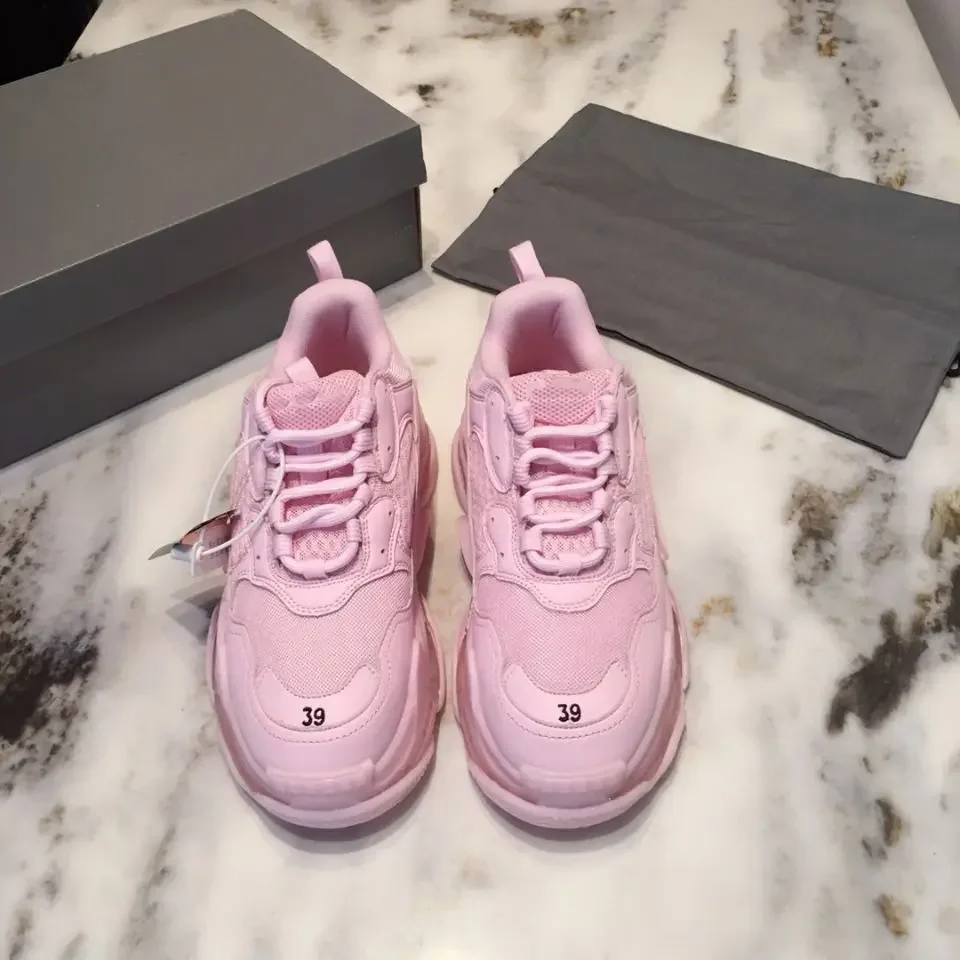Factory Wholesale Original Runners Sneakers Retro Fashion Trend Men And Women brand shoes 1 buyer