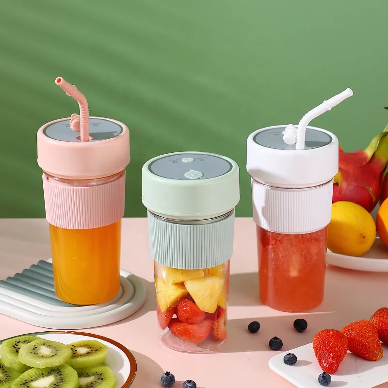 充電式ミニ電動ポータブルジューサー ストロー挿入 飲用 多機能 家庭用 果物と野菜のマシン 2