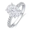 Bague en or blanc 10 carats avec diamant moissanite