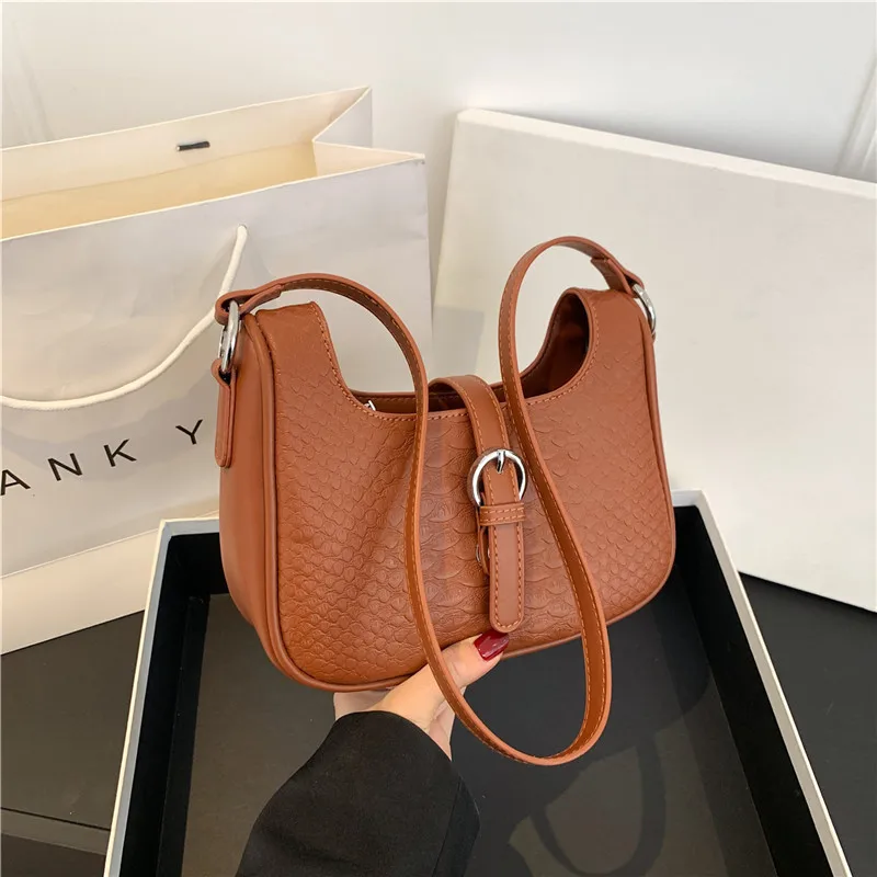 Cross-border Women’s 2026 New Light Luxury High-end Simple Small Square Retro Cool Crocodile Pattern PU Single Zipper Autumn