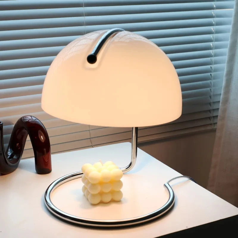 Bauhaus LED Desk Lamp Modern Mushroom Design Fireless Aromatherapy Nordic Style Glass Body for Bedroom Bedside Living Room