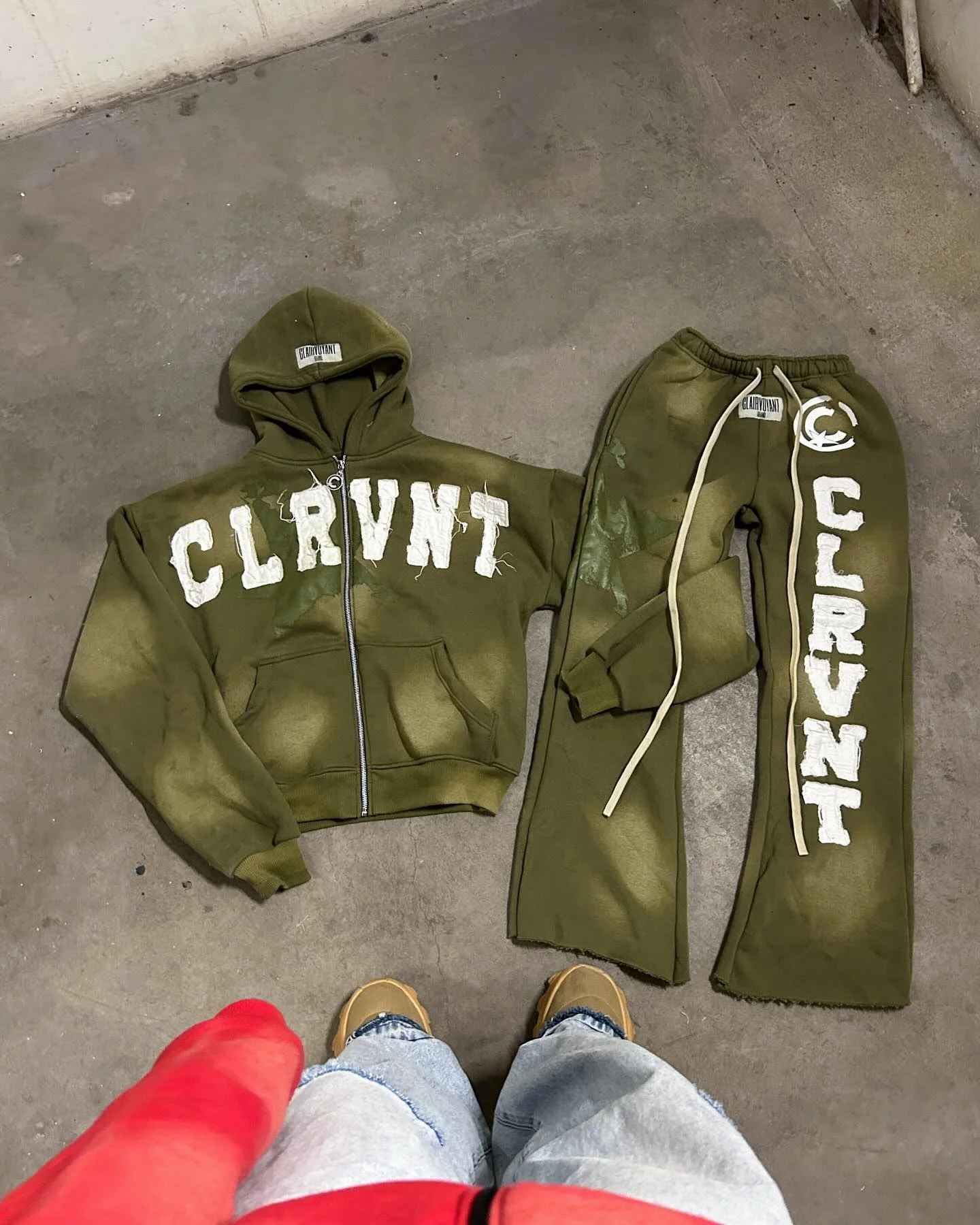 Custom Unisex Embroidery Applique Distressed Zip up Acid Wash Sweatsuits Sweatpants and Hoodies Sets Flared Tracksuits for Men gallery 7