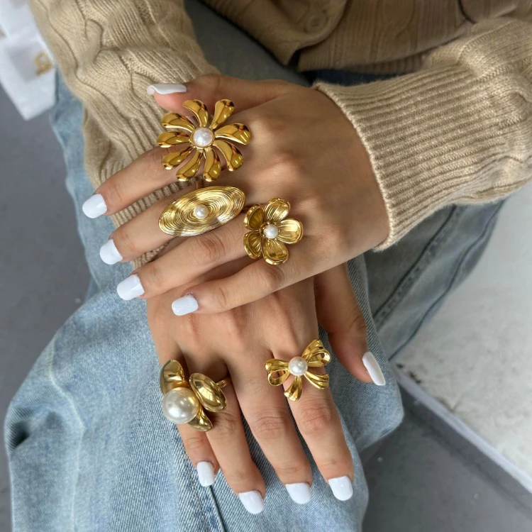 YADUDA Gold Flower Pearl Ring - 18K Gold Plated Adjustable Open Flower Statement Ring
