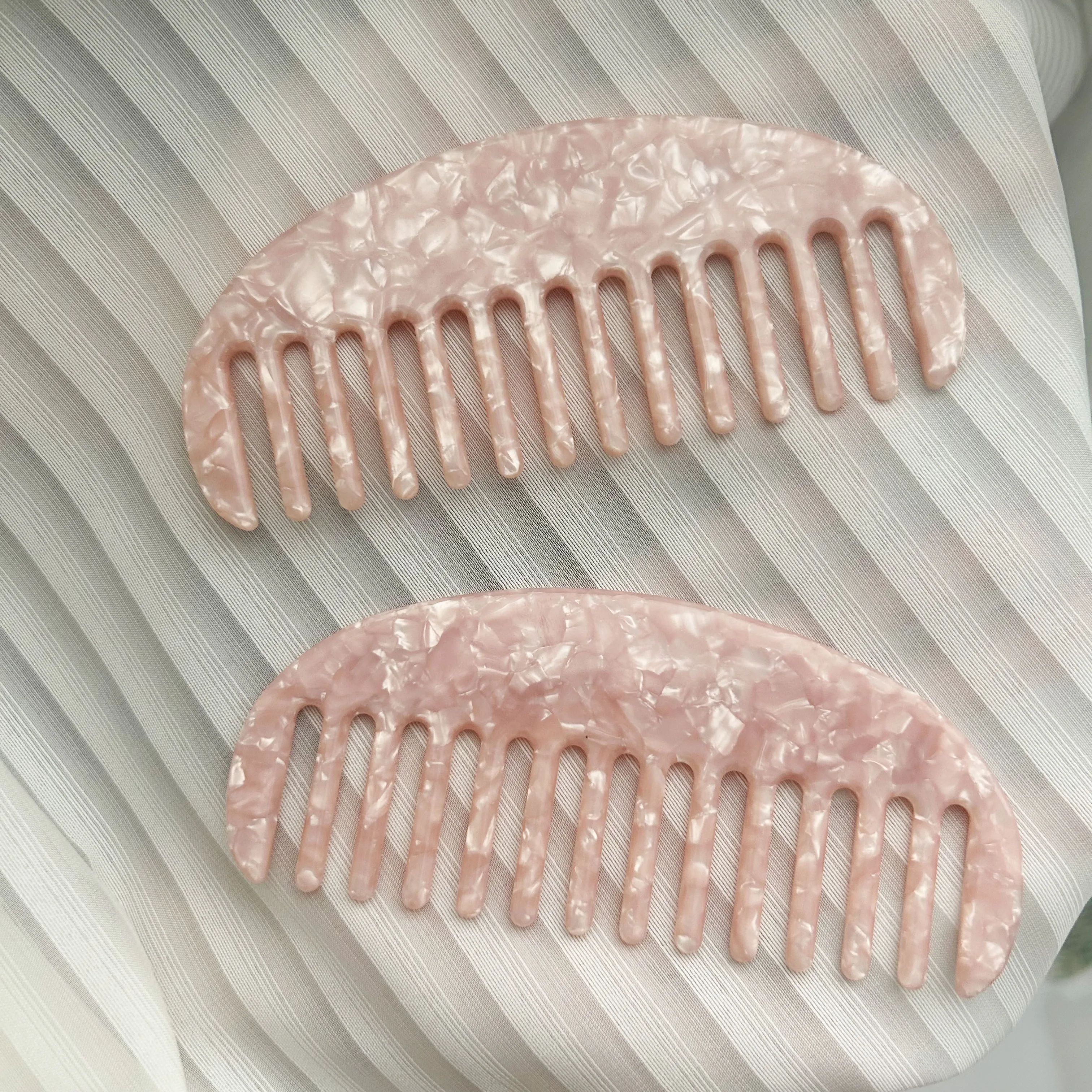 Расческа для волос из ацетата