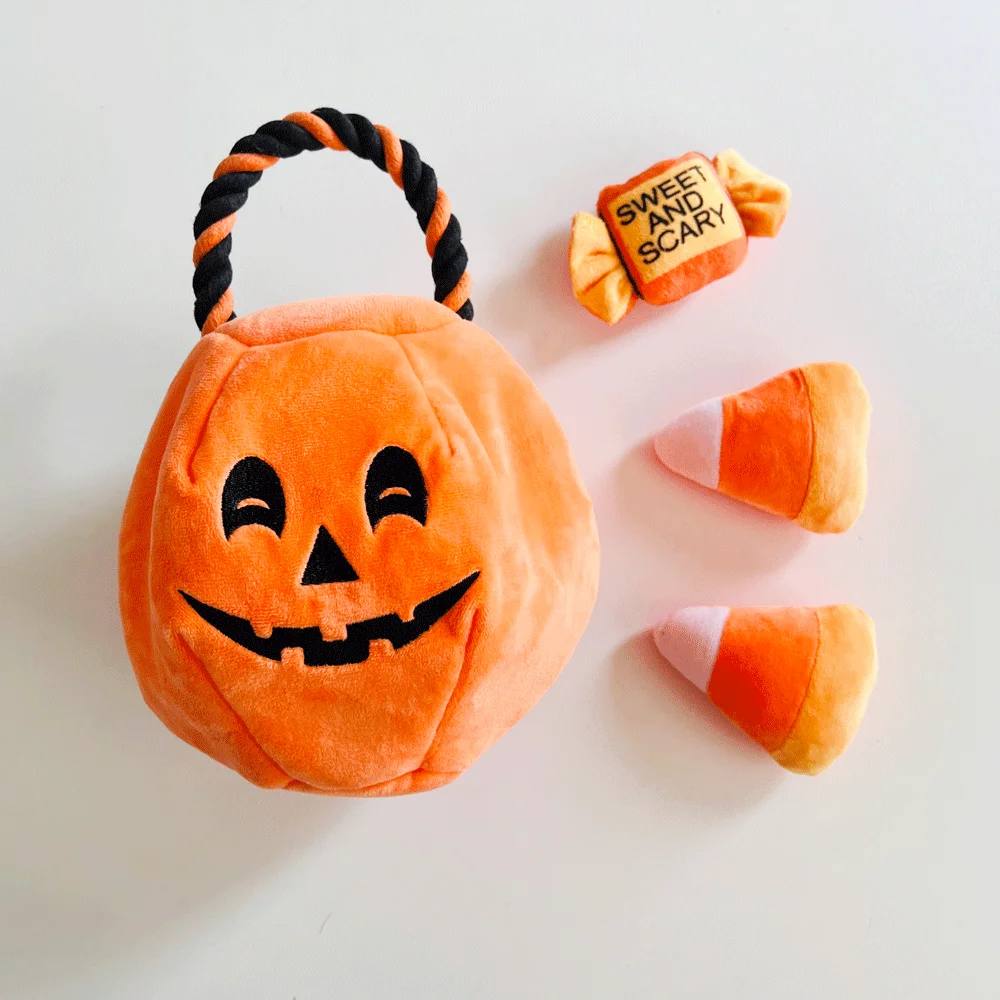 Trick Or Treat! Halloween Dog Plush Chew Toy Hiding Food Interactive ...