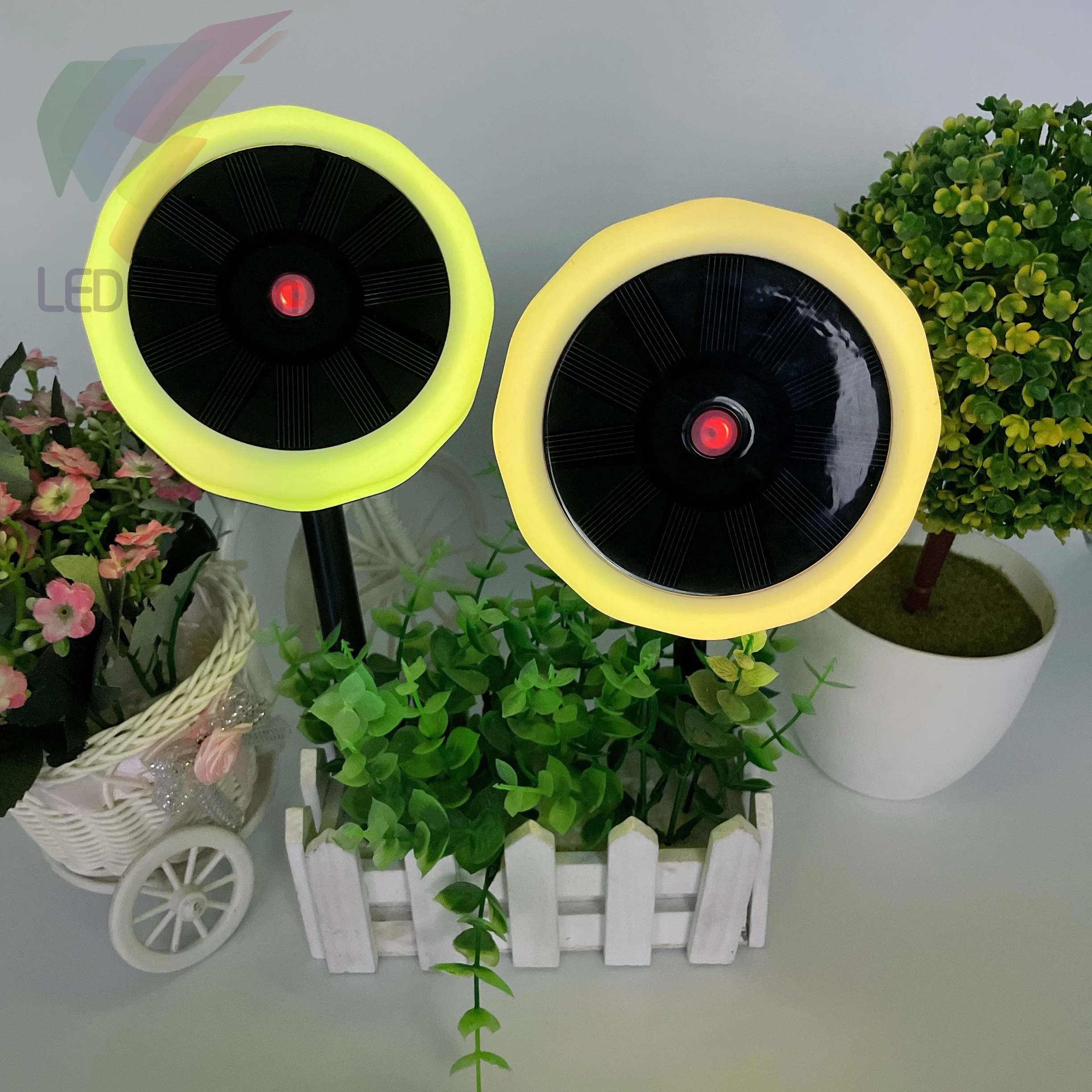 Levitating Lamp Solar Power Waterproof Swimming Pool Lights Ip68 Floating Led Pool Underwater Light  With High Quality