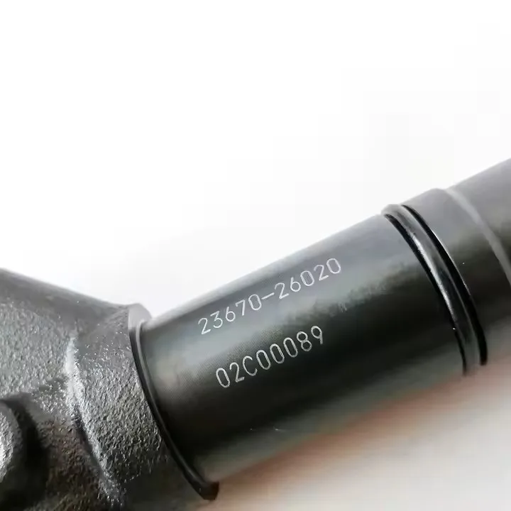 New Condition High Quality Common Rail Fuel Injector for Diesel Models  23670-26020 23670-26011 23670-0R040