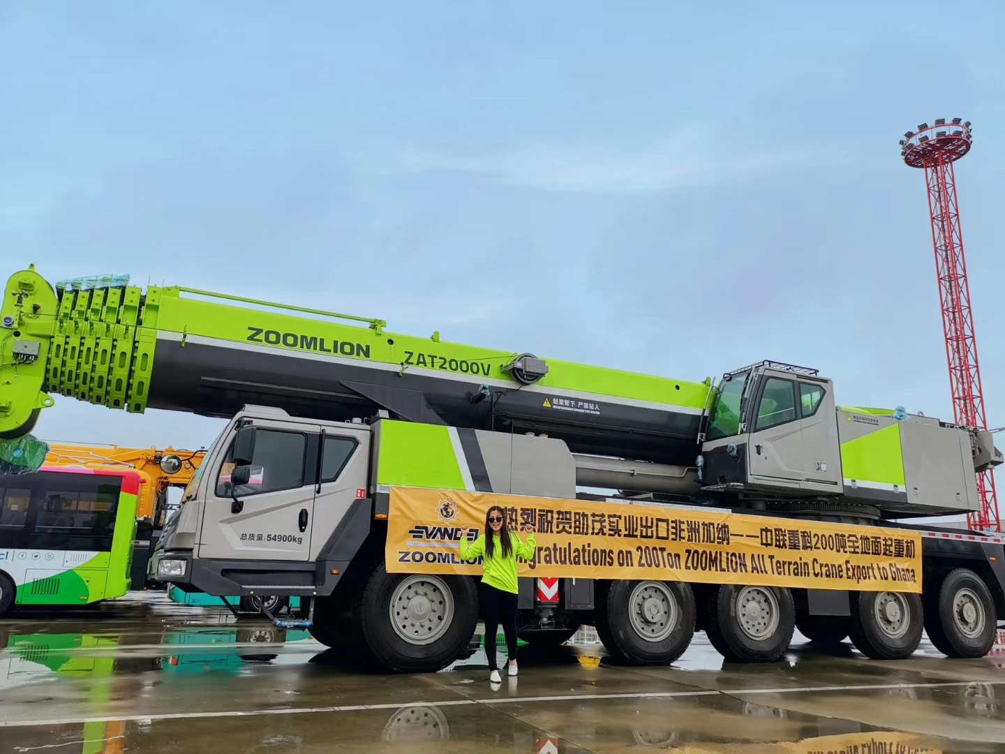 Zoomlion 200ton All Terrain Crane ZAT2000 in Ghana