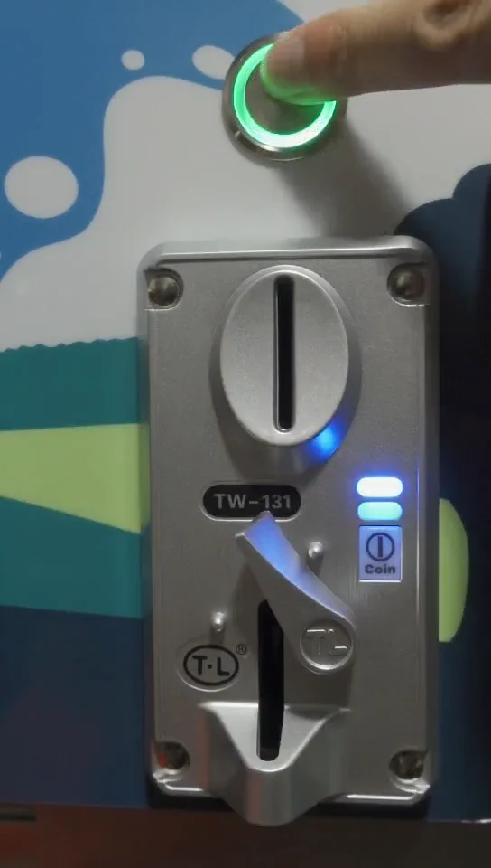 Pasmo New Type Coin Operated Soft Ice Cream Vending Machine