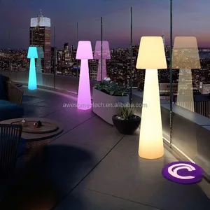 Popular Modern Simplicity Standing Floor Lamp Personalized Design for Living Room Showroom Hotel Decor for New Year's Day