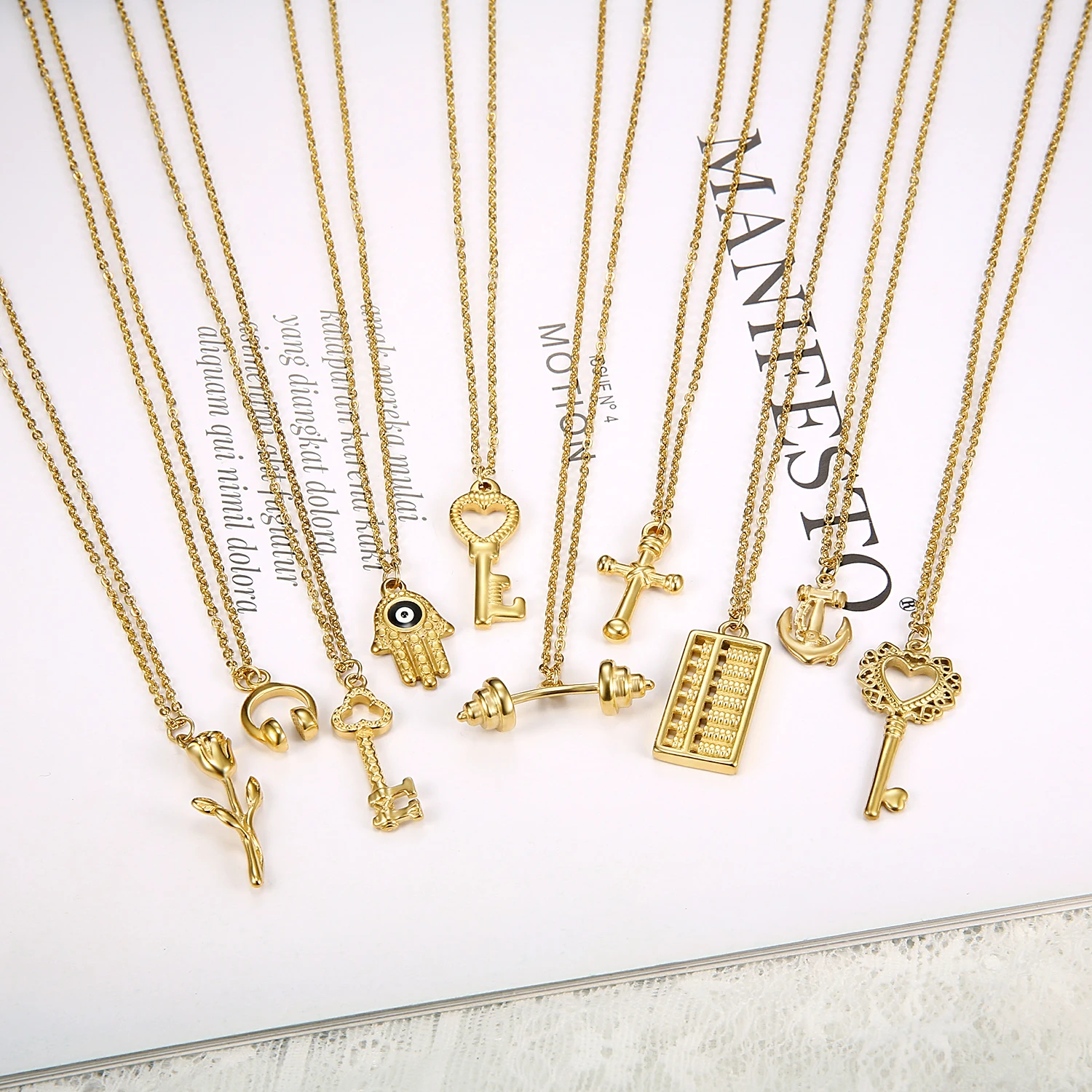 Seahorse Necklace Cute Animal Jewelry with 18k Gold