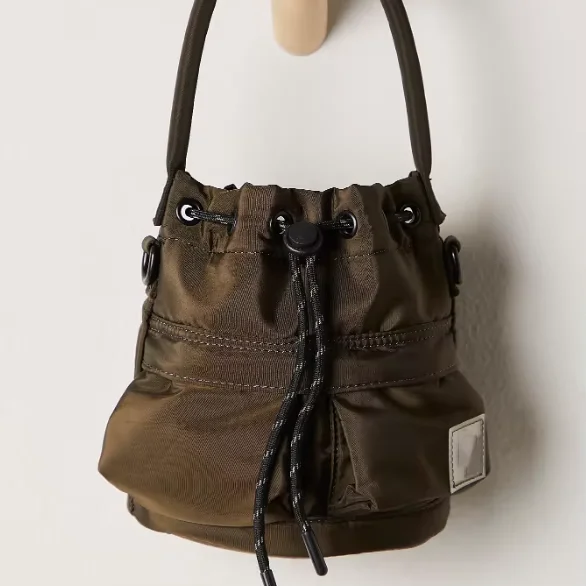 Water Bottle Carrier Bag Insulated Water Bottle Pouch Holder with Adjustable Shoulder Strap
