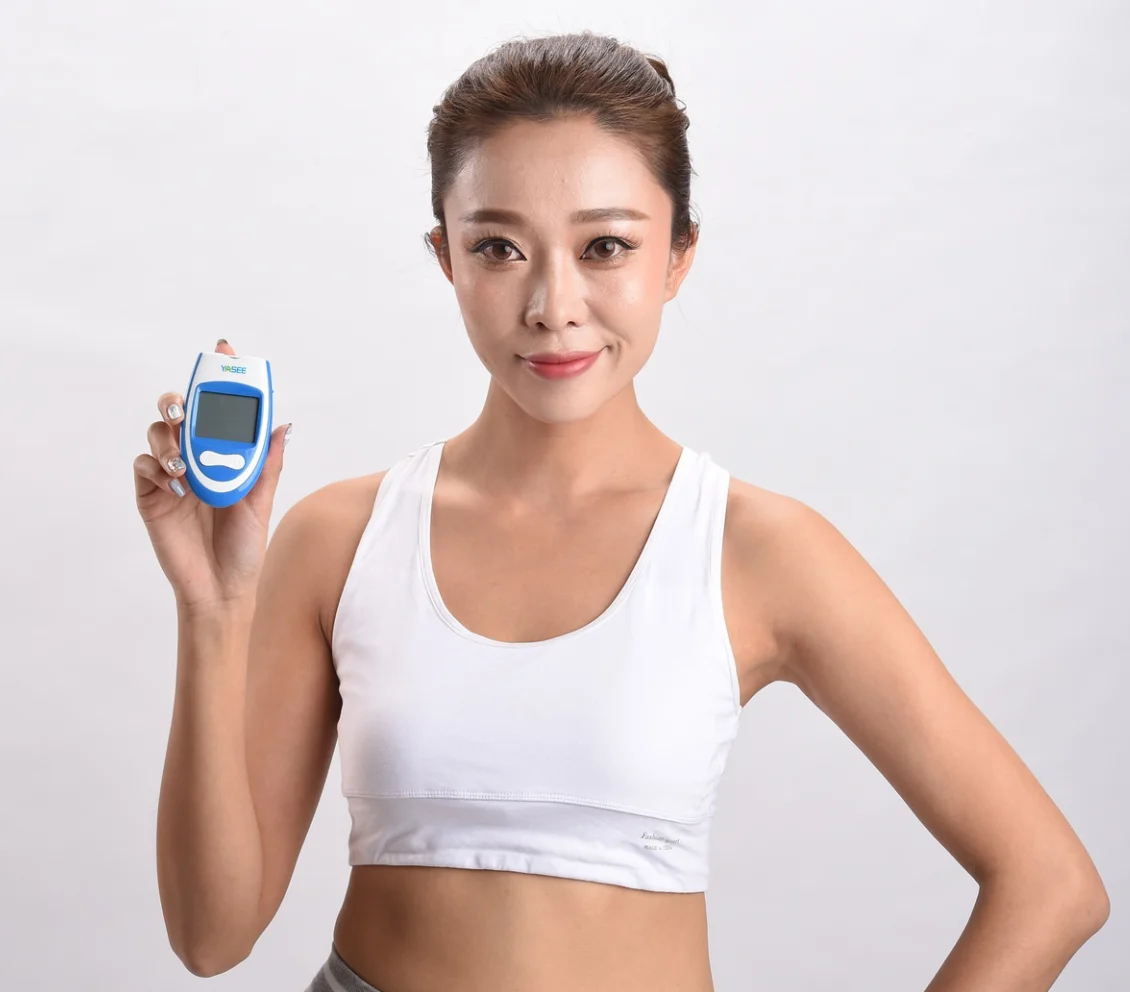 Professional Manufacturer Multi Function Easy Digital Blood Glucometer Blood Sugar Measuring Equipments