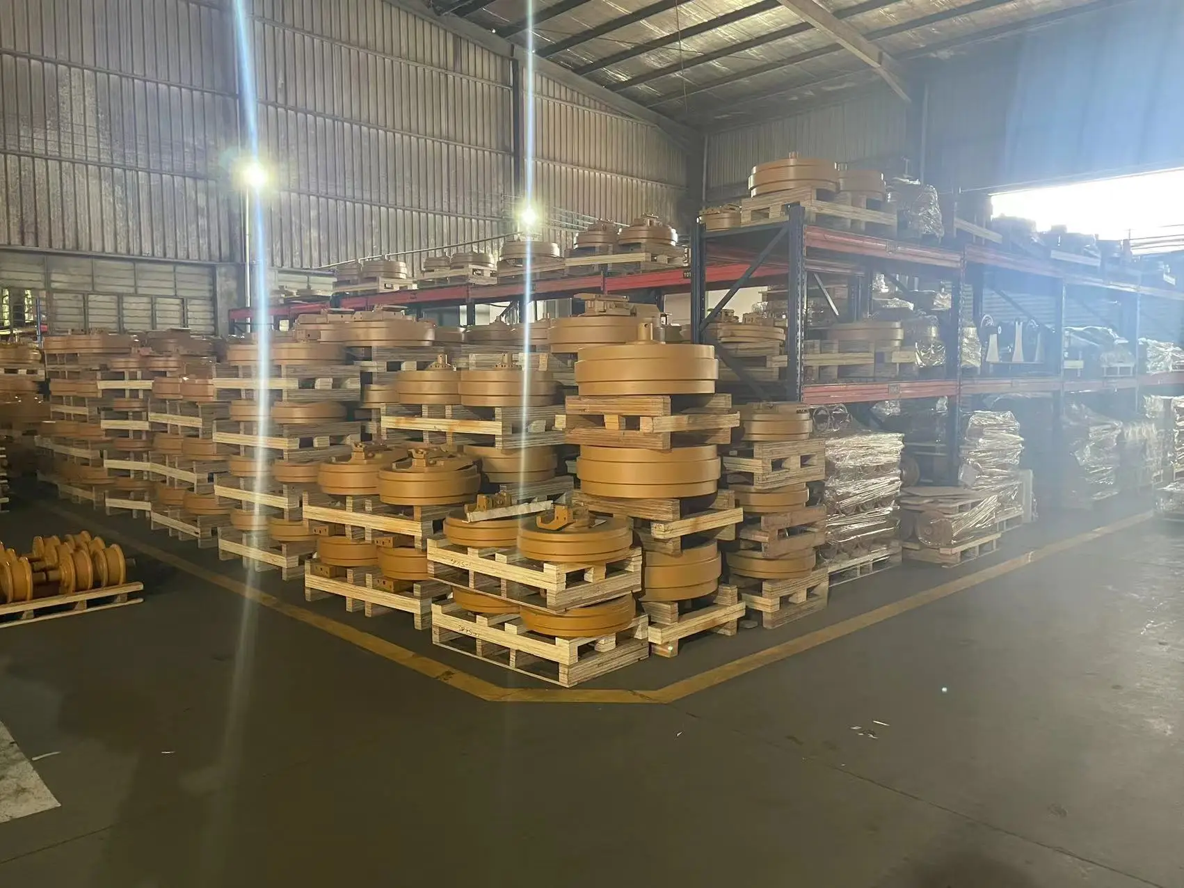 Excavator Track Guide Idler for Jcb Js205 Js220LC Js360LC Crawler Undercarriage Track Parts Jcb 205 Track Idler