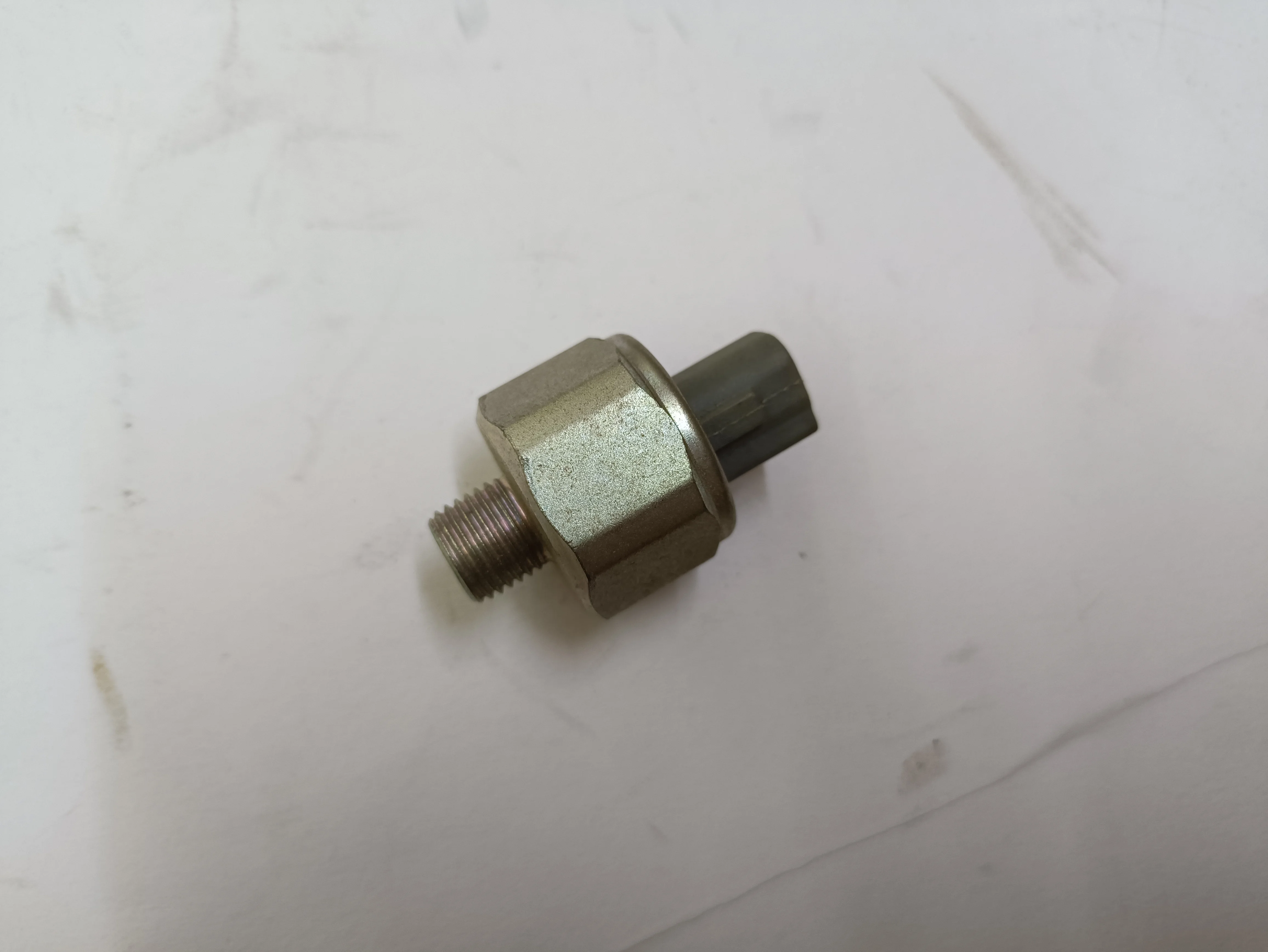 High-quality Knock Control Sensor for Toyota Camry & Lexus
