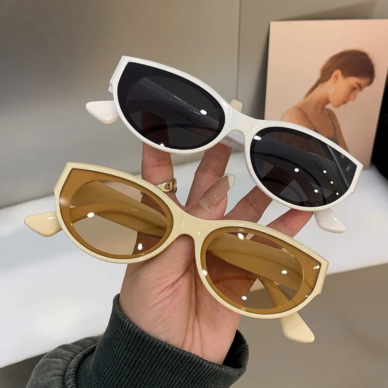 332 Hot Selling Retro Small 90s Style Oval Sunglasses display picture 1