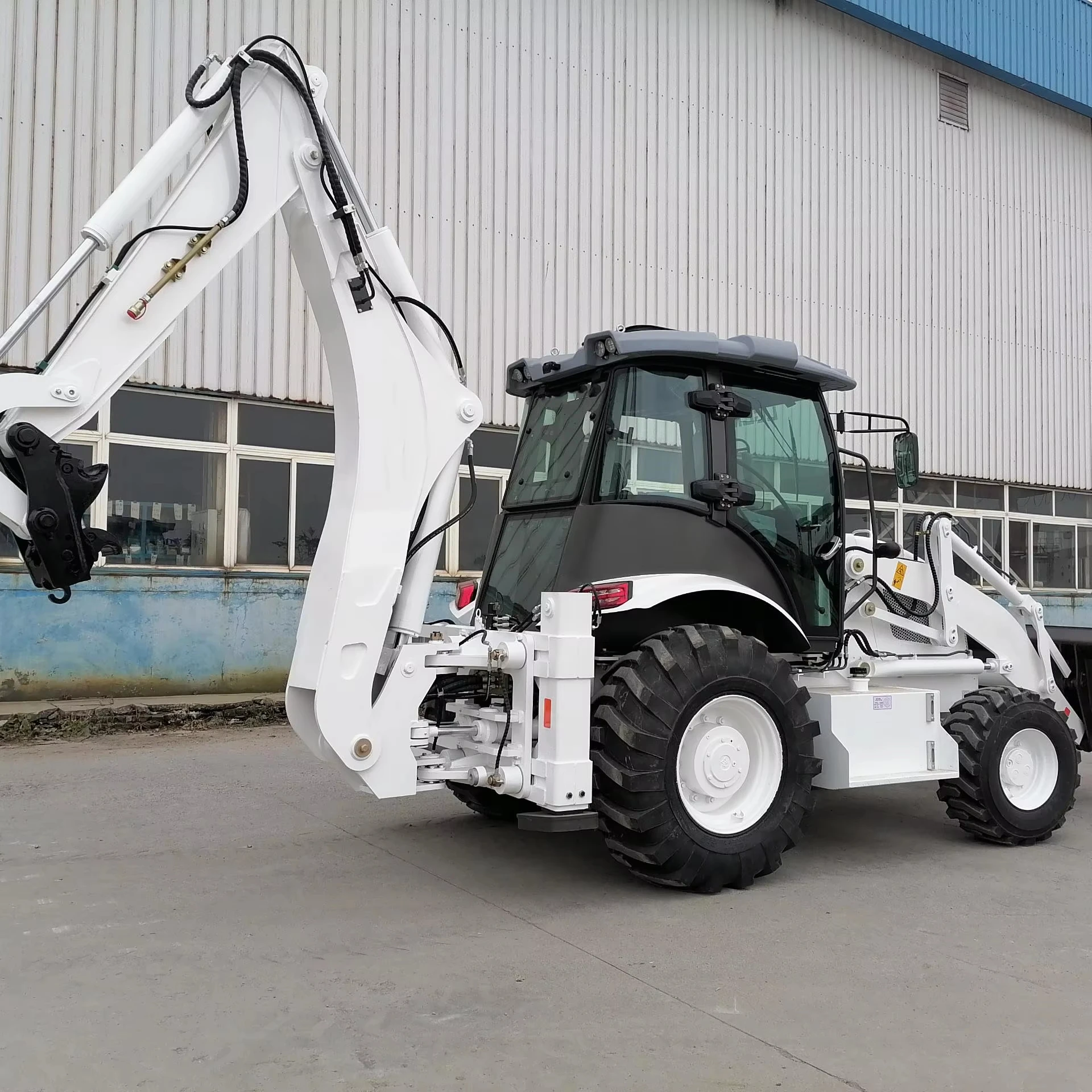 Mini  Backhoe Loader YUCHAI  Engine China 2650 Mm Wheel Loader for Sale Tractor Engine 4085 Mm 6581 Mm