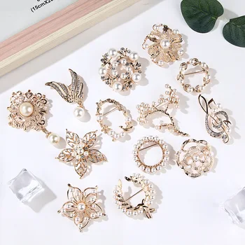 Wholesale Custom Luxury Pearl Brooch FlowerPin Crystal Women Jewelry Fashion Brooches