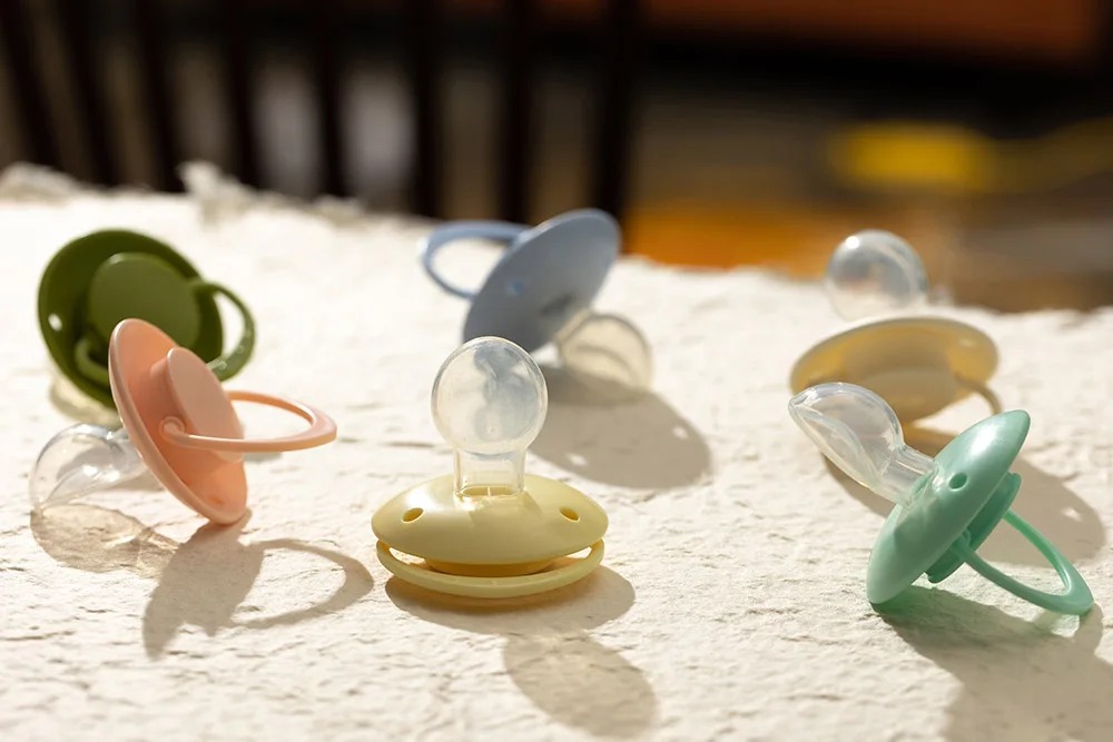 New Design Factory Round Adult Sized Pacifier Bulk Natural Rubber