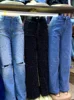 Nero, bianco, blu, azzurro, ecc.