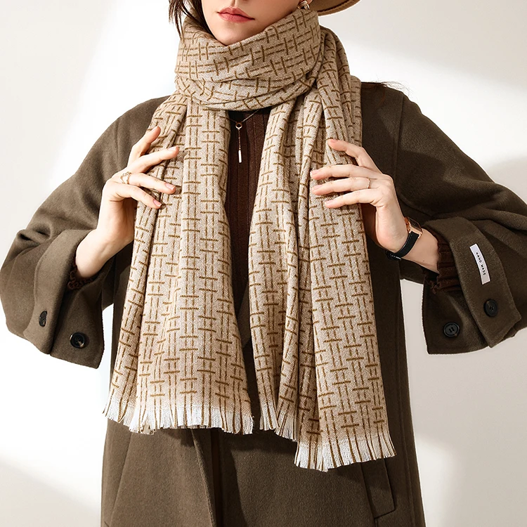 Hot Sale Blanket Custom Winter Checked Shawl Tassel Pashmina Scarf Cashmere Scarfs For Women