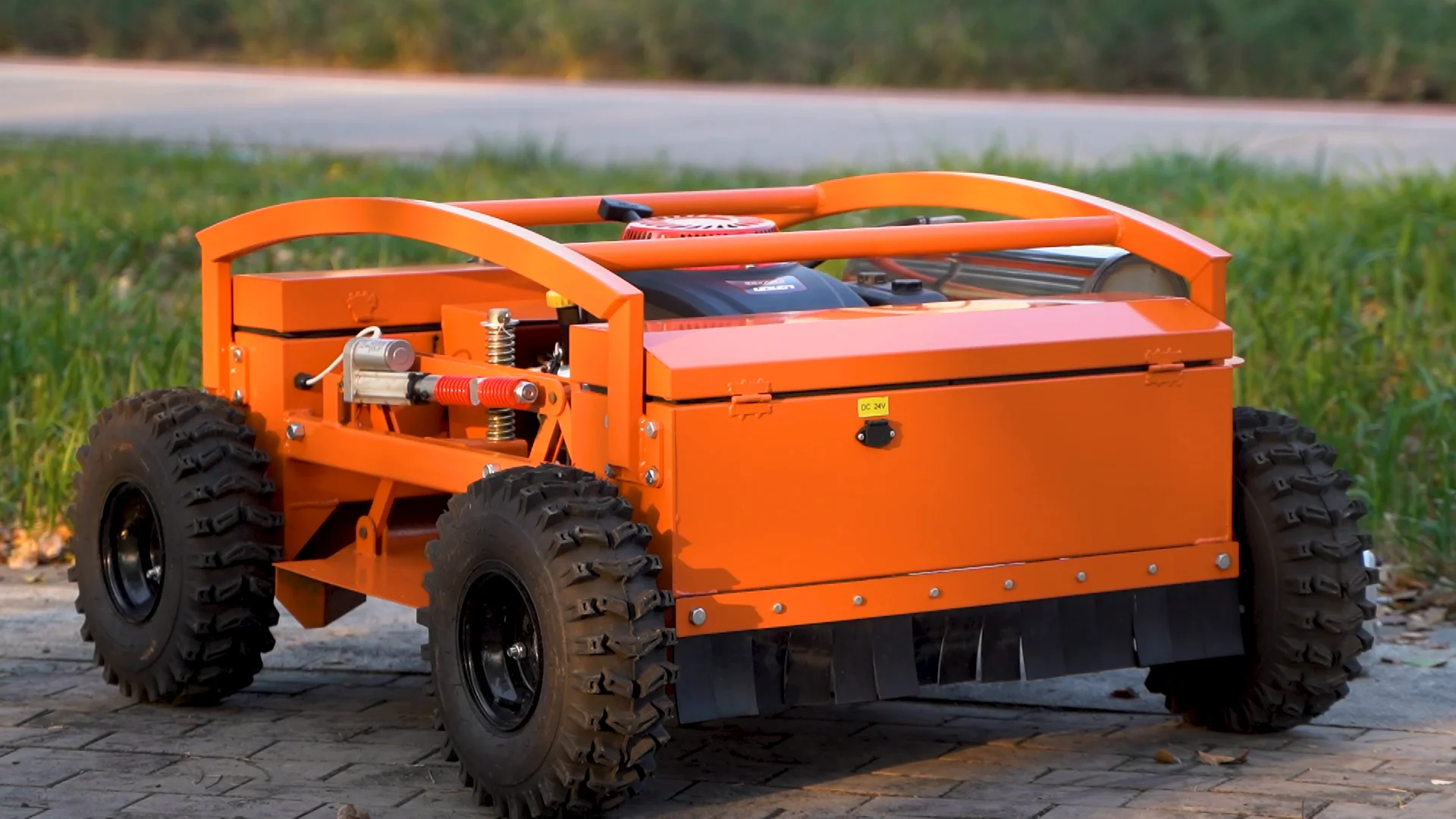 452cc Loncin Engine Lawn Mower 800mm Rc Wheel Electric Zero Turn Grass