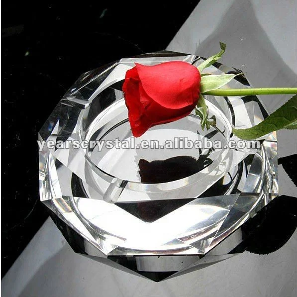 Factory Custom Crystal Hand Cut Glass Ashtray Crystal Pipe Ashtrays Engraved Crystal Ashtray with Customized Design