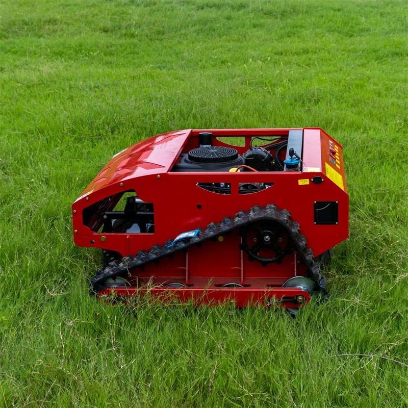 CE/EU/EPA Remote-controlled Tracked Lawn Mower Cutting Width 800mm Longxin Engine One-key Start 4.2 Acres Per Hour Robotic Mower