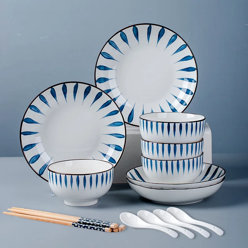 16 Piece Dinnerware Set Multiple Styles Luxury Ceramics Gold Rim Dinner Ware Belgium Dinnerware Classy