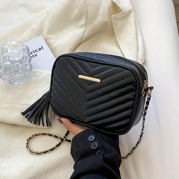 Classic Minimalist Square Shoulder Bag Quilted Detail Crossbody Purse, Tassel Decor Zipper Purse For Women