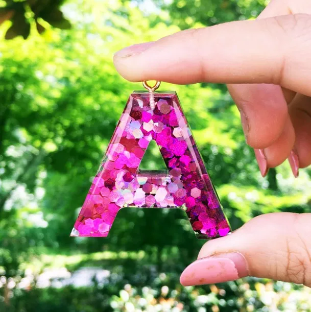 Креативный брелок для ключей с надписью и кисточкой, женский брелок-подвеска для сумки