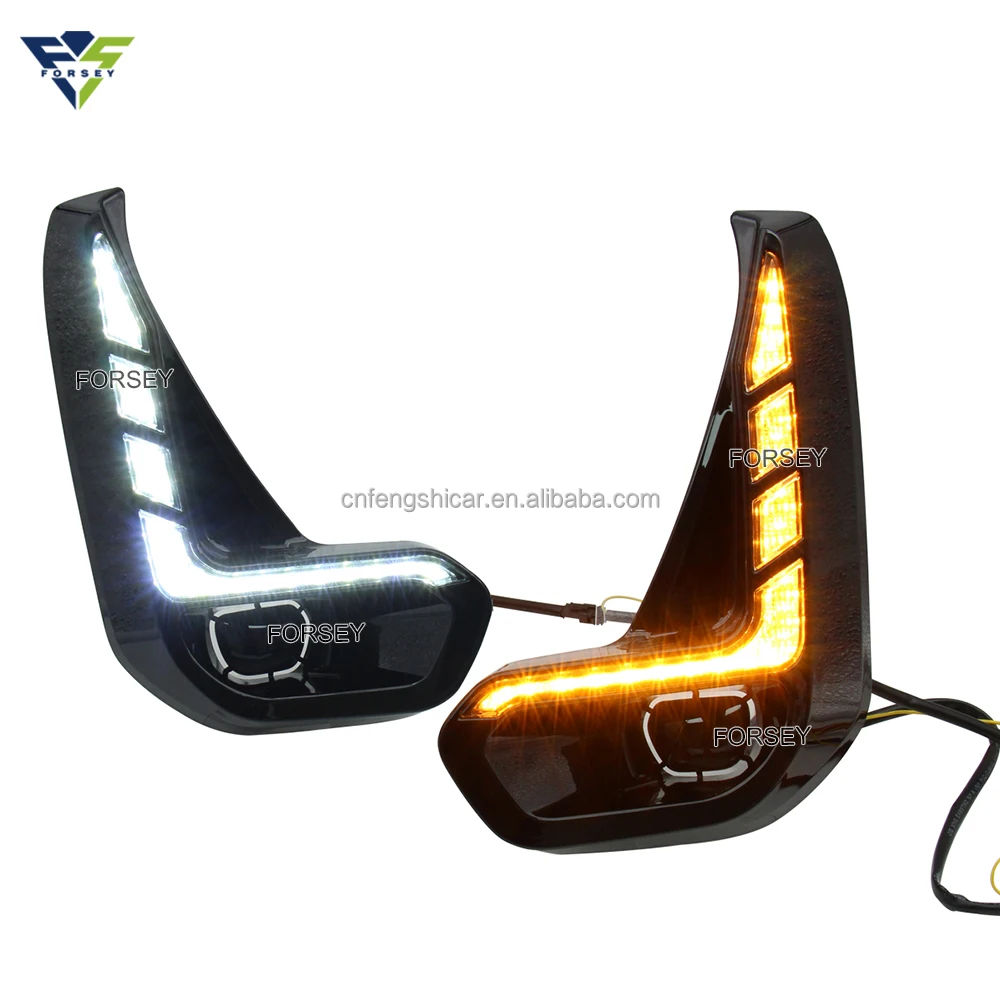 Hilux Revo 2020 2021 2022 2023 Car Front Bumper Lamp Fog Lamp Driving Light with Cover