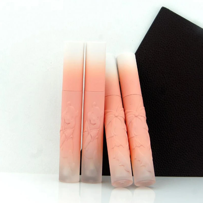 Cute in Stock 3D Effect Embossing Design Pink Lip Gloss Container Packaging Lipgloss Tubes
